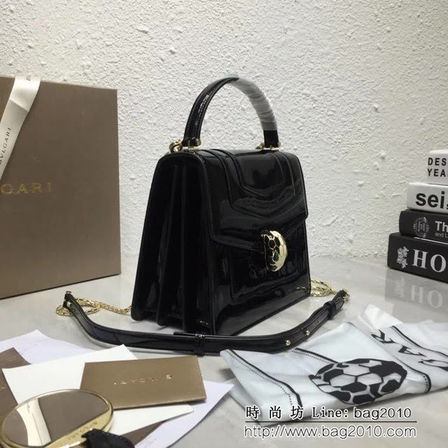 BVLGARI寶格麗 專櫃新款 蛇頭扣環 漆皮手提肩背斜挎包 可拆卸肩帶 38329 FYD1397